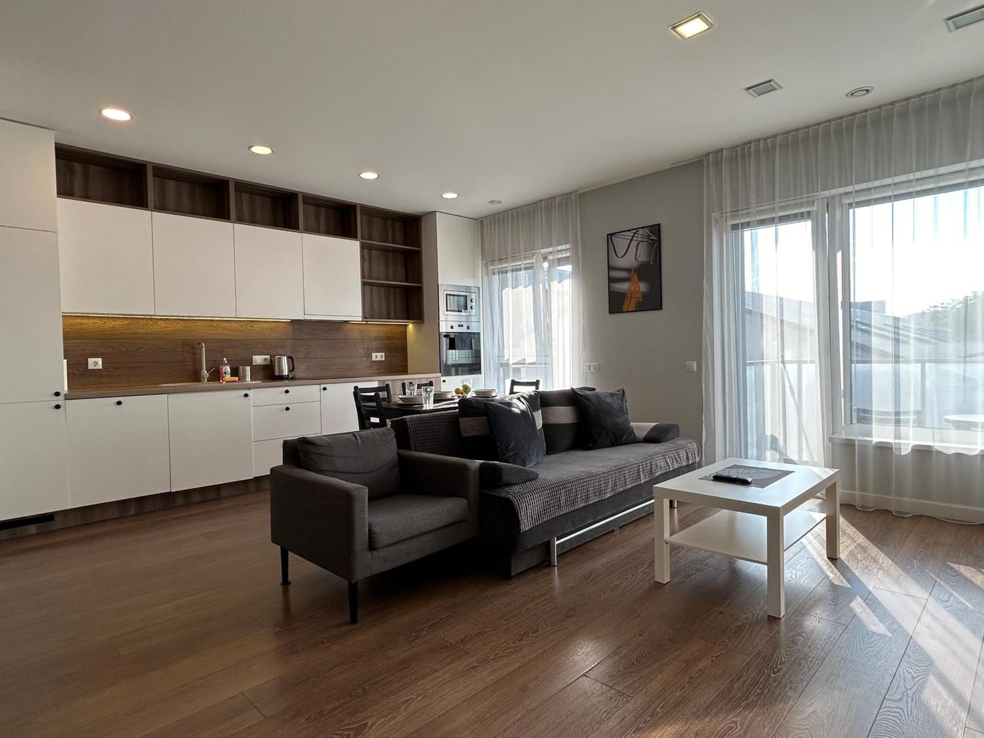 Your Home - Spacious Apartment In City Center, With Balcony & Self Check-In VNO Exterior photo