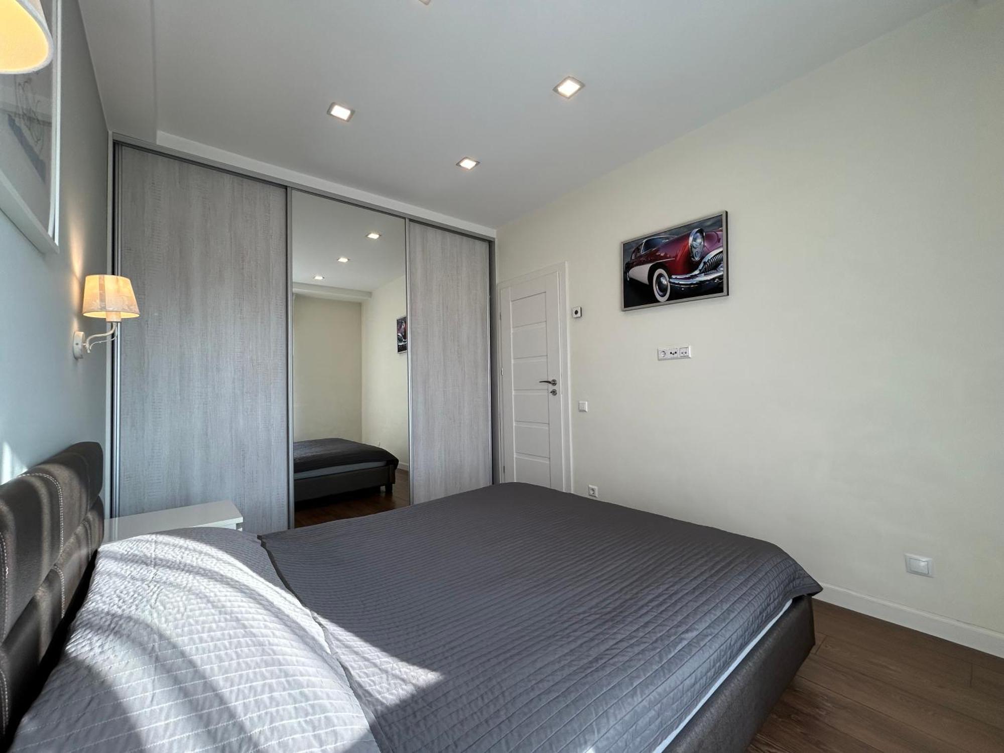 Your Home - Spacious Apartment In City Center, With Balcony & Self Check-In VNO Exterior photo